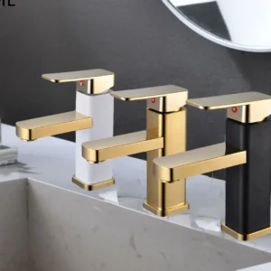 Modern Gold Bathroom Faucet: Square Elegance