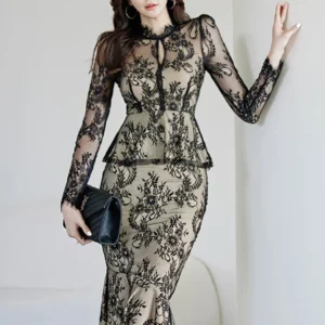 Effortless Chic: Lace Top & Modern Pant Set